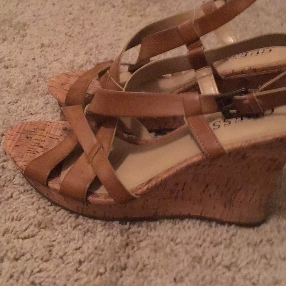 Tan Guess wedges - Picture 2 of 3